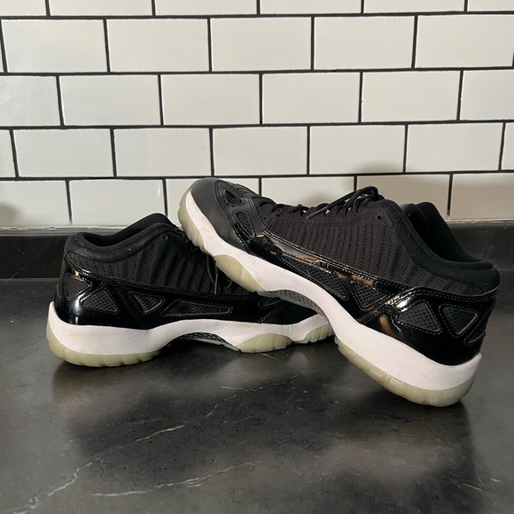Jordan 11 Retro Low IE “Space Jam” - Picture 8 of 8